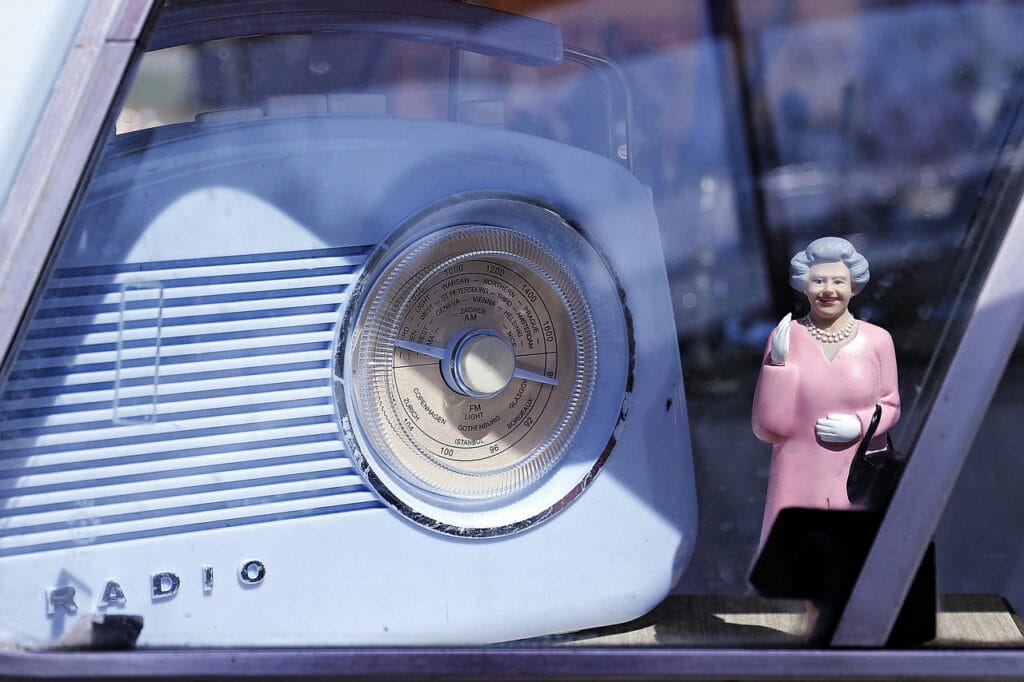 antique car, radio, retro, queen elizabeth, mum, figure, queen mum figure, waving, window, antique, nostalgia, vintage, inner space, blue, style, decoration, queen, united kingdom, england, radio, queen elizabeth, queen elizabeth, queen elizabeth, queen elizabeth, queen elizabeth